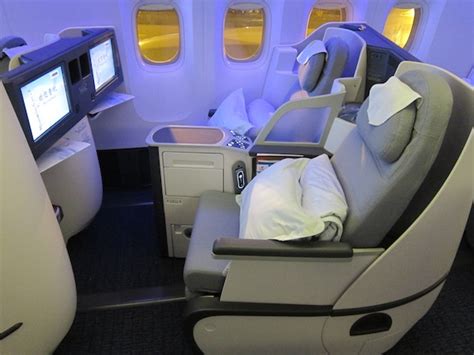 Flying Business Class on Air China’s Boeing 777 .